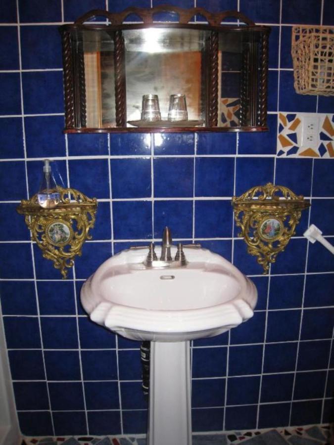 B&B De La Fontaine Квебек Экстерьер фото