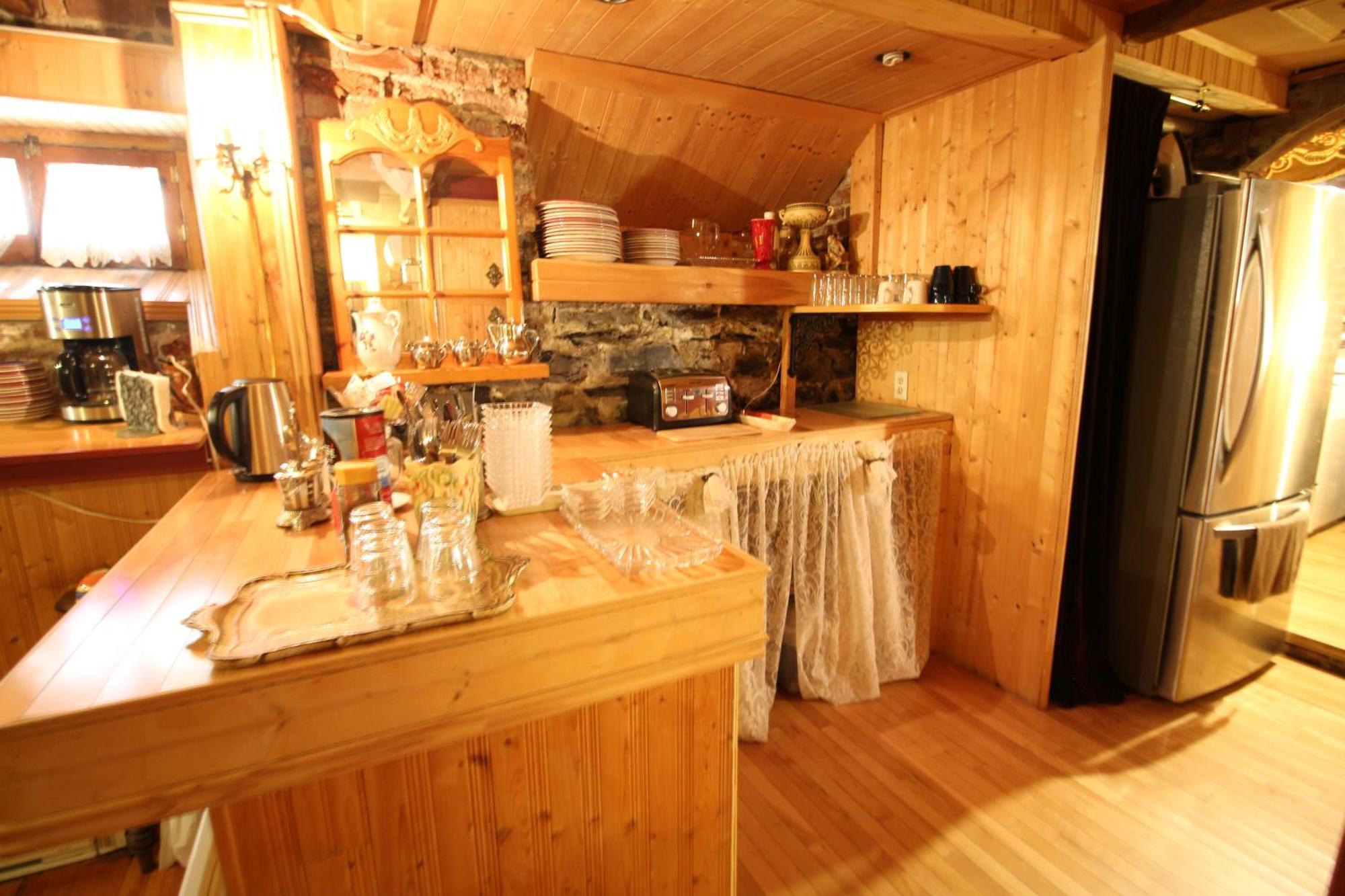 B&B De La Fontaine Квебек Экстерьер фото